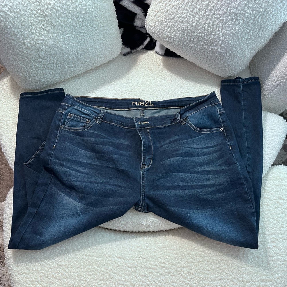 Plus Size 22 Short Rue21 High Rise Skinny Jeans with Classic Indigo Wash